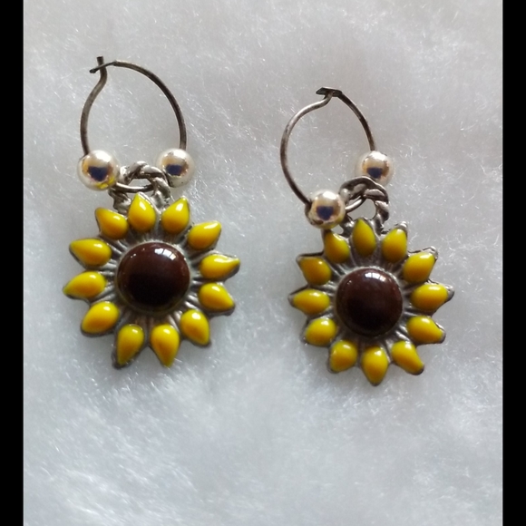 Sunflower Flower Earrings - Picture 1 of 4